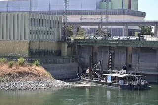 SÉCHERESSE DU DANUBE : LA HONGRIE MET SA CENTRALE NUCÉLAIRE À L’ARRÊT POUR LA PREMIÈRE FOIS DEPUIS 44 ANS