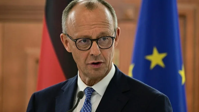L’ÉCONOMIE ALLEMANDE EST « PLUS RÉSILIENTE QUE PRÉVU »: BERLIN RELÈVE DE 0,8 POINT SA PRÉVISION DE CROISSANCE POUR 2026 ET VOIT LE PIB AUGMENTER DE 1,3%