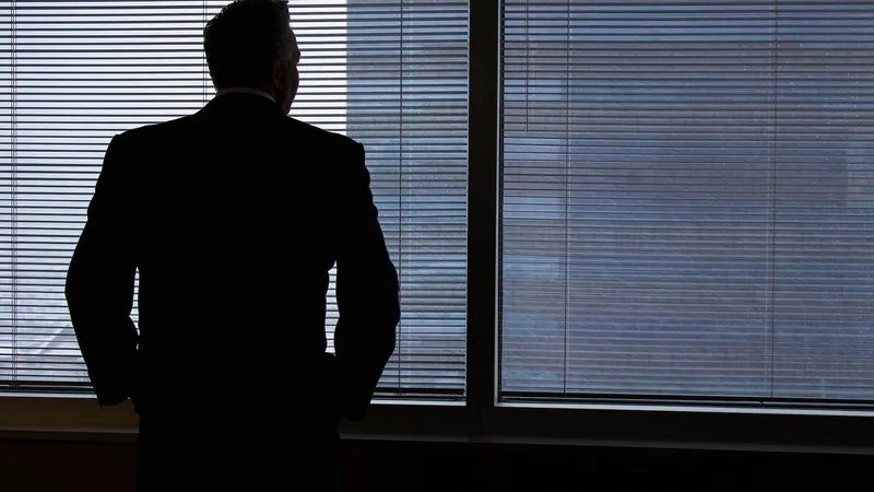 « MÊME LES PLUS EXPÉRIMENTÉS RESTENT EXPOSÉS, AUCUN CHEF D’ENTREPRISE N’EST À L’ABRI »: PLUS DE 33.000 PATRONS ONT PERDU LEUR EMPLOI EN FRANCE AU PREMIER SEMESTRE, SOIT PLUS DE 180 CHAQUE JOUR
