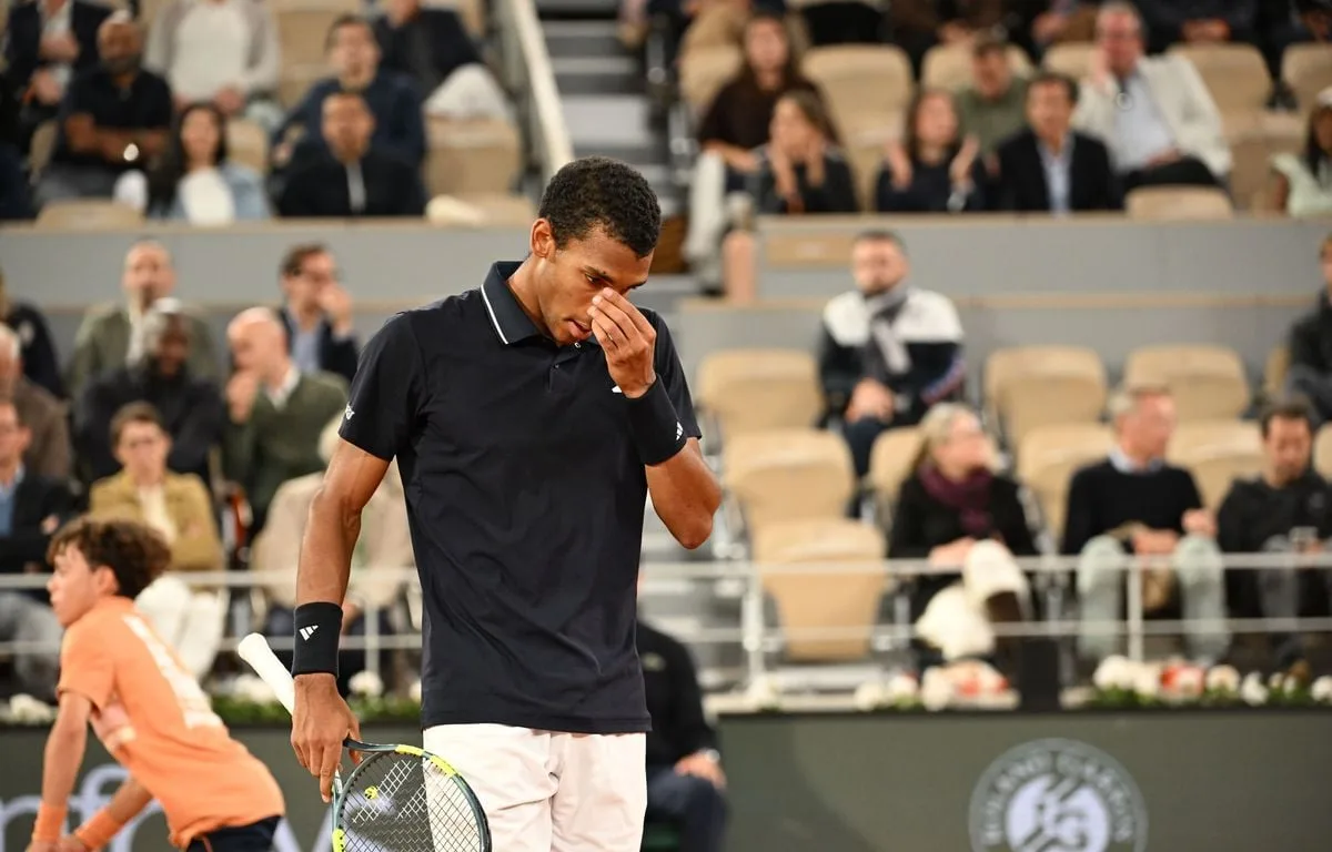 ROLAND-GARROS 2026 : « JE NE SUIS PAS BON… » FÉLIX AUGER-ALIASSIME NE PROGRESSE PAS, ET IL EN A MARRE