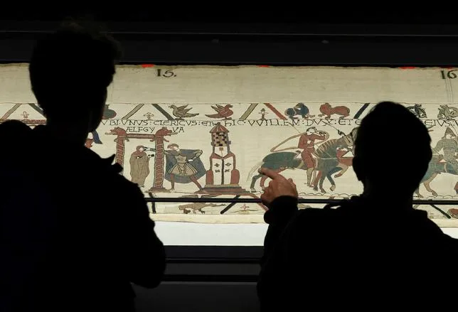 J’AI VU LA TAPISSERIE DE BAYEUX ET JE VOUS LE DIS : LA FRANCE NOUS DOIT DES RÉPARATIONS !