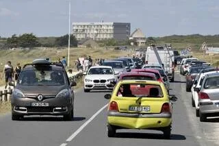LES SINISTRES AUTOMOBILES COÛTENT MOINS CHER AUX FRANÇAIS EN PÉRIODE ESTIVALE