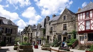 CONNAISSEZ-VOUS CES TROIS PETITES CITÉS DE CARACTÈRE ?