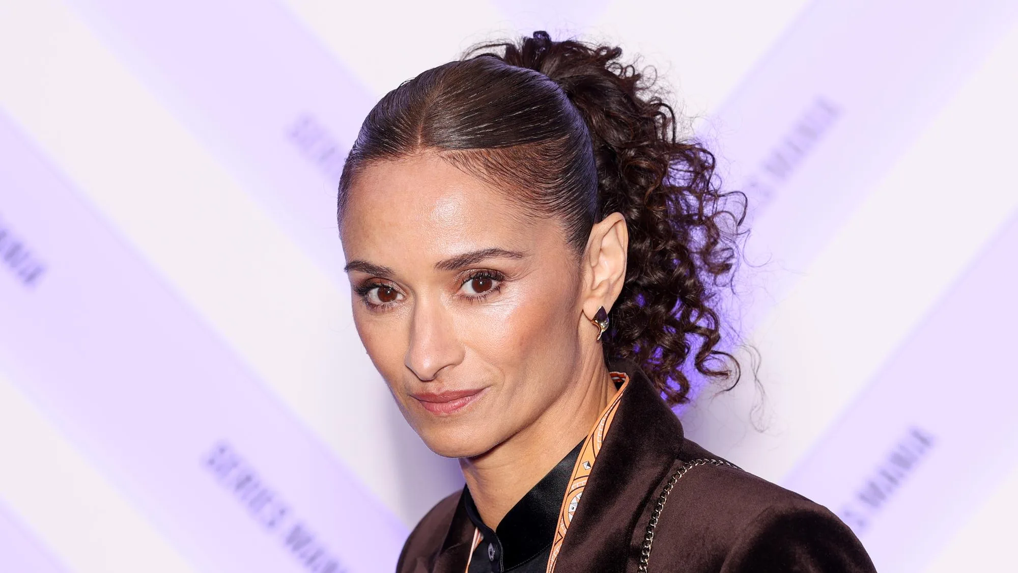 « MON HONNEUR SE SITUE AILLEURS » : L’ACTRICE RACHIDA BRAKNI A REFUSÉ LA LÉGION D’HONNEUR ET S’EN EXPLIQUE