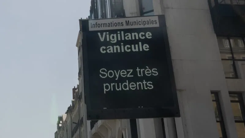 « PAS UN RAFRAÎCHISSEMENT TEL QU’ON PEUT L’ESPÉRER »: POURQUOI EST-IL SI DIFFICILE DE PRÉVOIR LA FIN DE CETTE CANICULE?