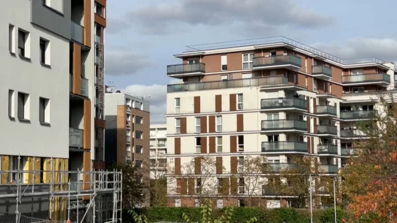 LA BARRE DES 2 MILLIONS DE DEMANDEURS DÉPASSÉE POUR LA PREMIÈRE FOIS: LE NOMBRE DE PERSONNES EN ATTENTE D’UN LOGEMENT SOCIAL NE CESSE DE GRIMPER EN ÎLE-DE-FRANCE