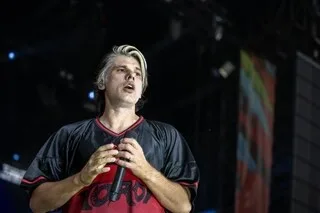 ORELSAN, ANGÈLE… : LES PREMIERS ARTISTES DE L’ÉDITION 2027 DE CE GRAND FESTIVAL DE L’OUEST CONNUS, LA BILLETTERIE OUVRE