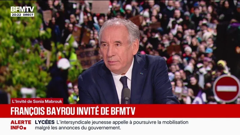 « C’EST UNE DÉMOCRATIE MALADE », CONSTATE FRANÇOIS BAYROU, ANCIEN PREMIER MINISTRE