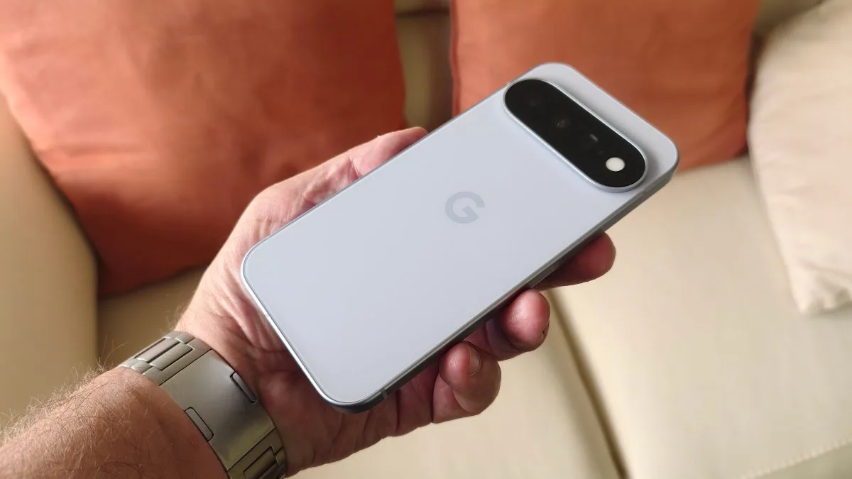 J’AI TESTÉ LE GOOGLE PIXEL 11 : PLEINS FEUX SUR L’IA, MAIS UN ÉQUIPEMENT QUI STAGNE