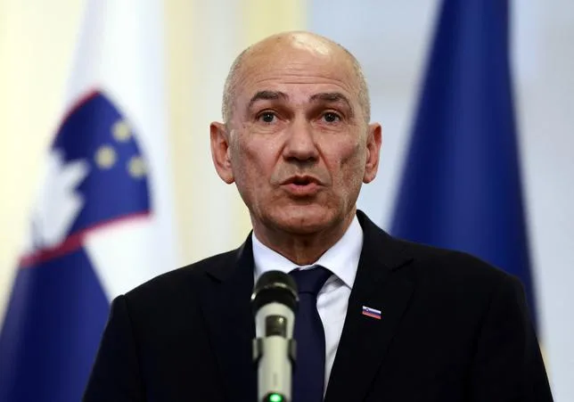 “INDÉBOULONNABLE” : LE POPULISTE JANEZ JANSA DE RETOUR AU POUVOIR EN SLOVÉNIE