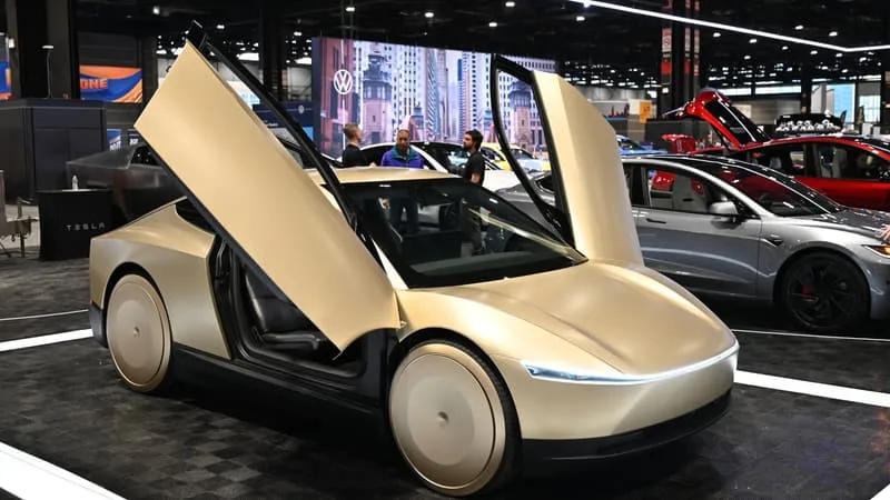 LA VOITURE N’AURA NI VOLANT NI PÉDALES: TESLA ANNONCE LE LANCEMENT IMMINENT DU CYBERCAB, SON ROBOTAXI TRÈS ATTENDU