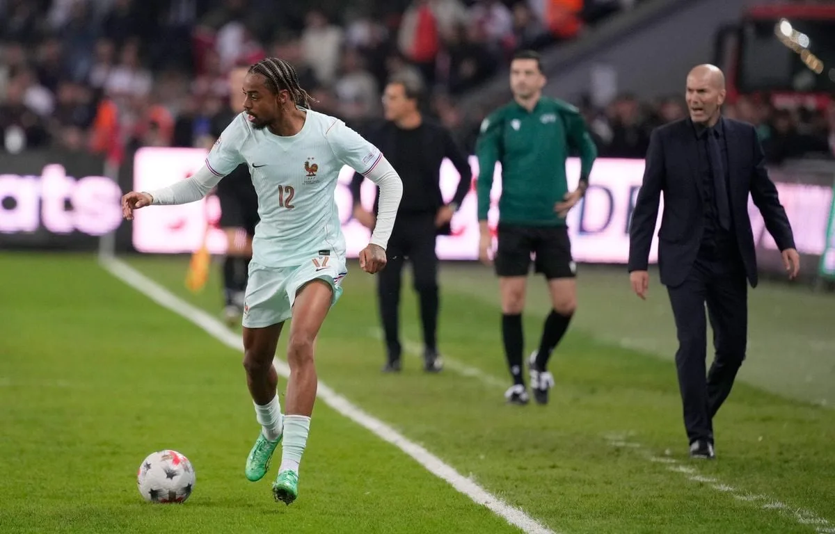 EN DIRECT BELGIQUE – FRANCE : LEPAUL ET DA CUNHA TITULAIRES, ZIDANE FAIT TOURNER SON EFFECTIF… SUIVEZ LE MATCH DE LIGUE DES NATIONS