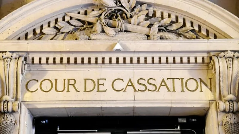 GPA: LA FRANCE DOIT RECONNAÎTRE LA FILIATION ACTÉE PAR UN TRIBUNAL ÉTRANGER
