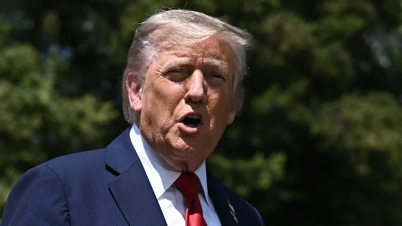 « PLUS QUESTION DE VENDRE AUX ÉTATS-UNIS! »: DONALD TRUMP VEUT INTERDIRE LE MARCHÉ AMÉRICAIN AU FABRICANT D’AVIONS BOMBARDIER TANT QU’IL PRODUIT AU CANADA
