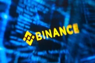 CYBERATTAQUE DE BINANCE : PRÉJUDICE DE 6,3 MILLIARDS DE DOLLARS, FONDS GELÉS, CHUTE DU BITCOIN… CE QUE L’ON SAIT