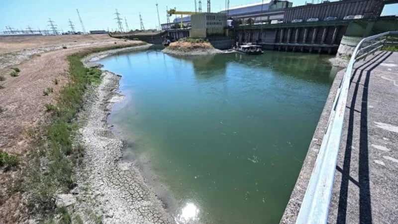 CANICULE ET DANUBE AU PLUS BAS: LA HONGRIE FORCÉE D’ARRÊTER L’UNIQUE CENTRALE NUCLAIRE DU PAYS, UNE PREMIÈRE EN 44 ANS