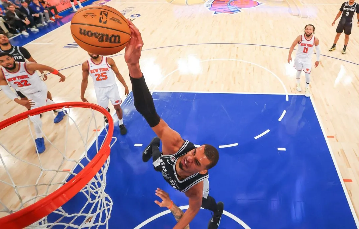 NBA : « L’ÉQUIPE LA PLUS STUPIDE DE TOUTE L’HISTOIRE… » LES SPURS DE WEMBANYAMA DÉZINGUÉS APRÈS LA REMONTADA DES KNICKS