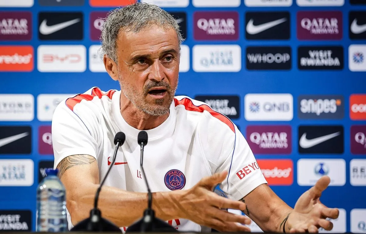 RENNES – PSG : LUIS ENRIQUE INVOQUE LE « PRINCIPE D’ÉGALITÉ » POUR ACCUEILLIR LE MATCH RETOUR AU PARC DES PRINCES
