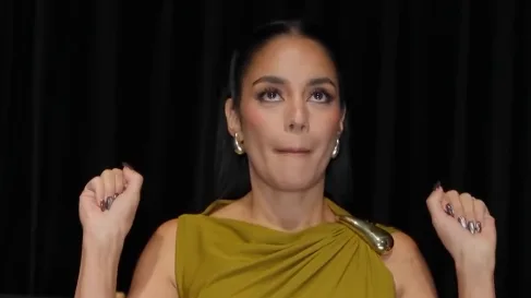 AVEC CETTE VIDÉO, VANESSA HUDGENS MONTRE QU’ELLE N’A PAS OUBLIÉ « HIGH SCHOOL MUSICAL »