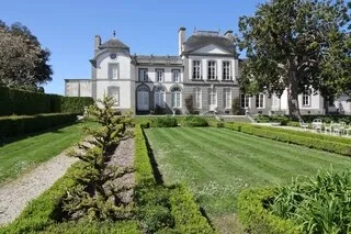 CONNAISSEZ-VOUS CES 5 BELLES DEMEURES À VISITER AUTOUR DE SAINT-MALO ?
