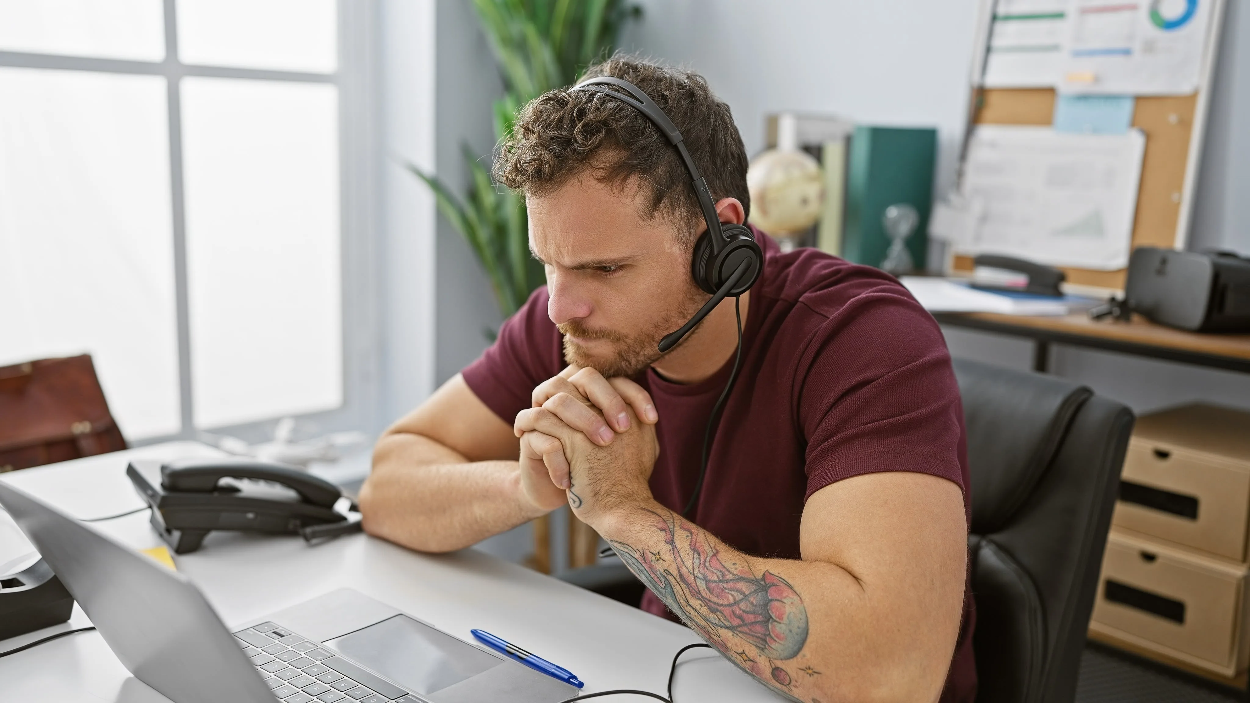 MAIS POURQUOI WINDOWS N’INTÈGRE-T-IL PAS UN VRAI BUREAU À DISTANCE, QUAND CE LOGICIEL OPEN SOURCE LE FAIT DEPUIS DES ANNÉES ?