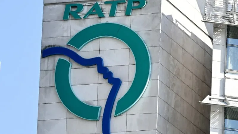 « DES RALENTISSEMENTS ET DES SUPPRESSIONS DE TRAINS SONT POSSIBLES »: EN RAISON DE LA CANICULE, LA RATP ET LA SNCF DEMANDENT AUX VOYAGEURS DE « LIMITER LEURS DÉPLACEMENTS »
