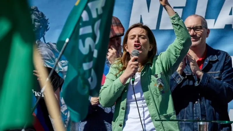PRÉSIDENTIELLE 2027: LES ÉCOLOGISTES PROPOSENT DE CRÉER UNE « PREMIÈRE RÉPUBLIQUE ÉCOLOGIQUE ET CITOYENNE »