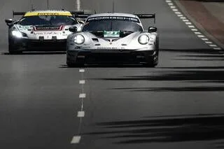 VIDÉO. 24H DU MANS 2026 : LE CRASH DE LA PORSCHE N°91 DE MANTHEY DK ENGINEERING DANS LES HUNAUDIÈRES