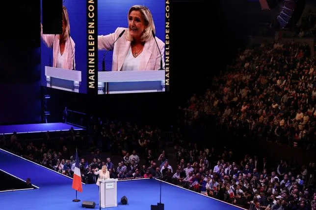 LE RN N’A MÊME PLUS BESOIN D’ÊTRE RESPECTABLE