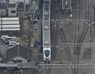QUATRE OUVRIERS MEURENT PERCUTÉS PAR UN TRAIN AU JAPON