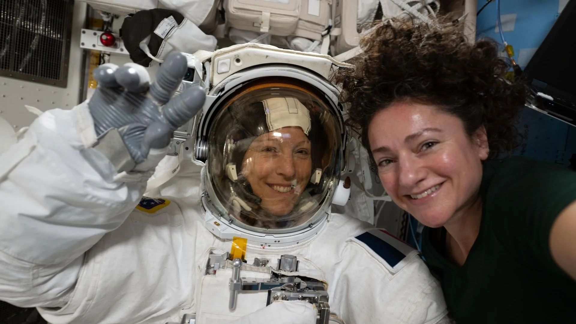 LA PROCHAINE SORTIE DE SOPHIE ADENOT DANS L’ESPACE POUR TERMINER SA MISSION AVORTÉE EST PROGRAMMÉE