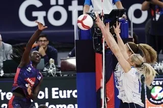 EURO VOLLEY FÉMININ. HALIMATOU BAH, BLESSÉE, NE CONTINUERA PAS LA COMPÉTITION, ELLE EST REMPLACÉE PAR CHARLOTTE CUETTE