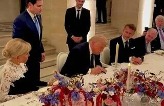 GUERRE AU MOYEN-ORIENT : EN SIGNANT L’ACCORD DE PAIX À VERSAILLES, DONALD TRUMP FAIT UNE BELLE SURPRISE À LA FRANCE