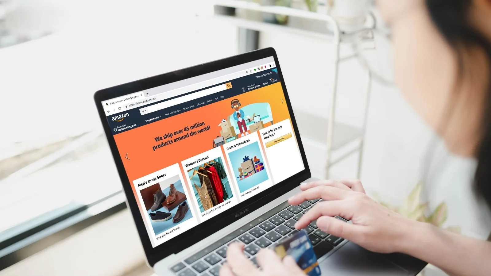 » A LES FESSES PLATES » : AMAZON RÉVÈLE TOUT CE QU’IL CROIT SAVOIR SUR VOUS GRÂCE À VOS DONNÉES D’ACHAT