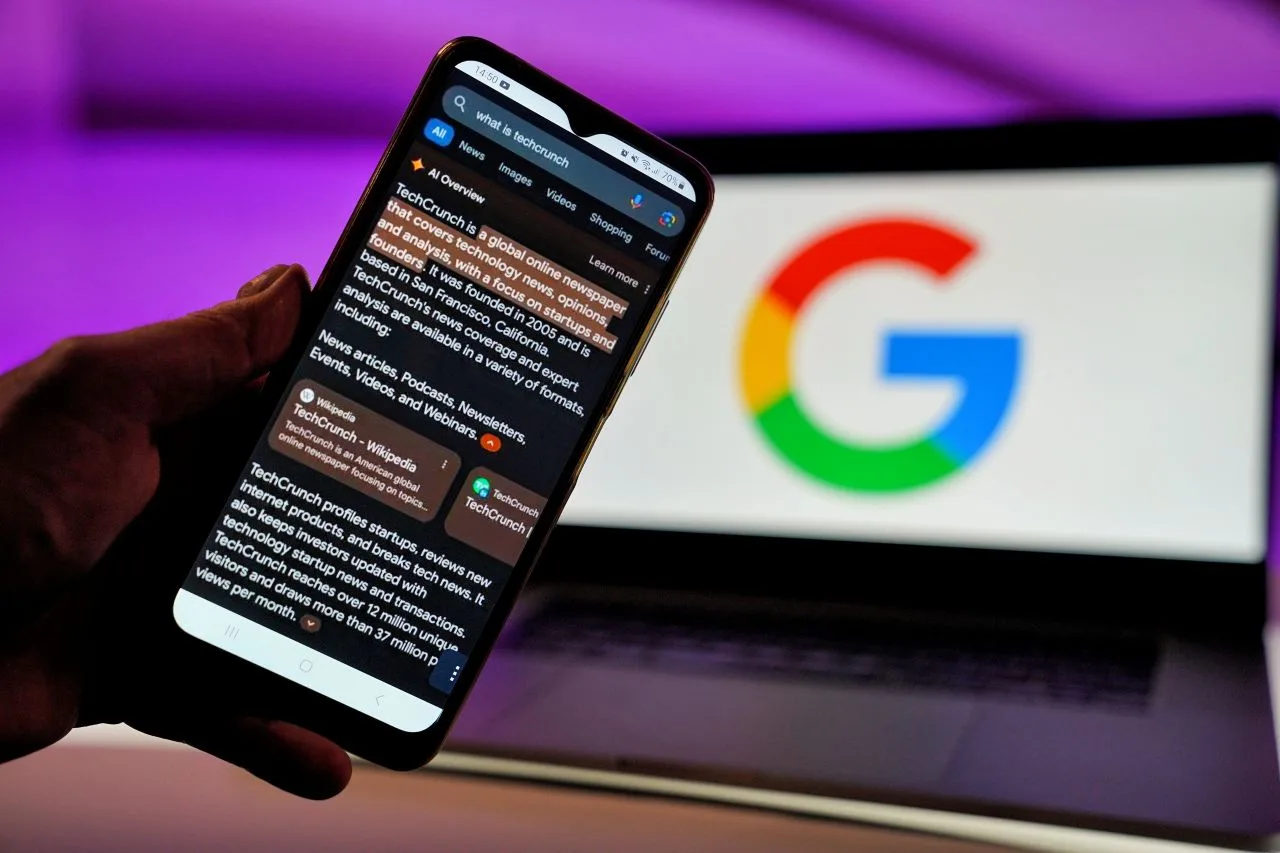GOOGLE PEUT-IL ÊTRE TENU RESPONSABLE DES ERREURS DE SON IA DANS SEARCH ? LE GÉANT PREND POSITION