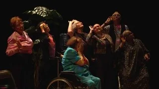 LA PIÈCE DE THÉÂTRE « LA VIE SECRÈTE DES VIEUX » EST À DÉCOUVRIR CE SOIR SUR FRANCE 4