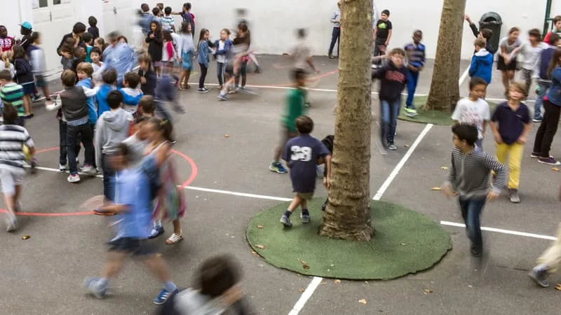 ANNULATION OU DÉBROUILLE? LES KERMESSES DES ÉCOLES MENACÉES PAR LA CANICULE, « LES ENFANTS SONT UN PEU DÉÇUS »