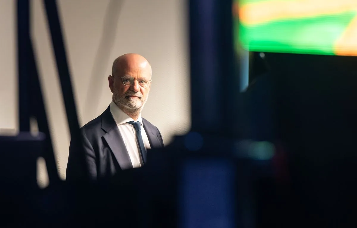 « LE DEUXIÈME QUINQUENNAT EST UN RATAGE COMPLET »… JEAN-MICHEL BLANQUER SE LÂCHE SUR EMMANUEL MACRON