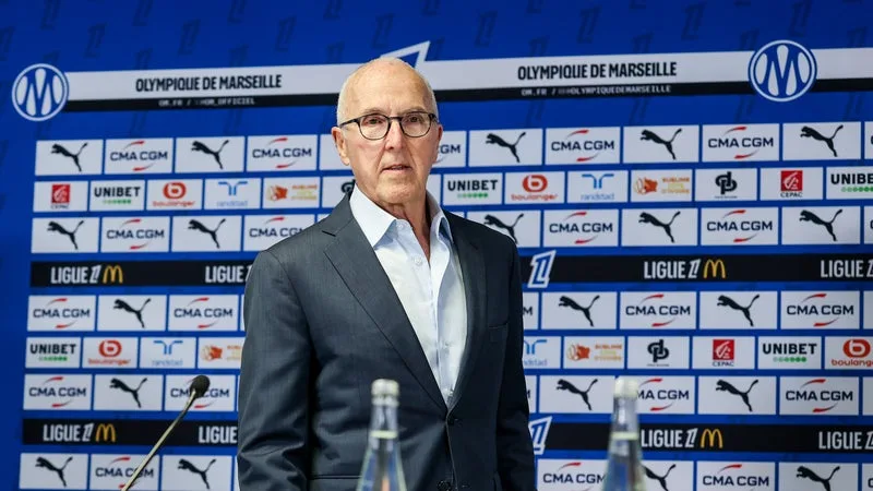 « C’EST CATASTROPHIQUE! »: DI MECO DÉZINGUE LE BILAN DE MCCOURT APRÈS DIX ANS AUX COMMANDES DE L’OM