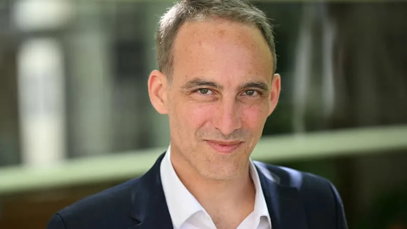 « UNE MAIN TENDUE »: PLACE PUBLIQUE SALUE « UNE NOUVELLE ÉTAPE POUR LE RASSEMBLEMENT » APRÈS L’ANNONCE D’UNE PRIMAIRE FERMÉE DU PS