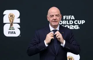 COUPE DU MONDE. DEUX MATCHES PAR JOUR, JET PRIVÉ… LE BILAN CARBONE CATASTROPHIQUE DE GIANNI INFANTINO