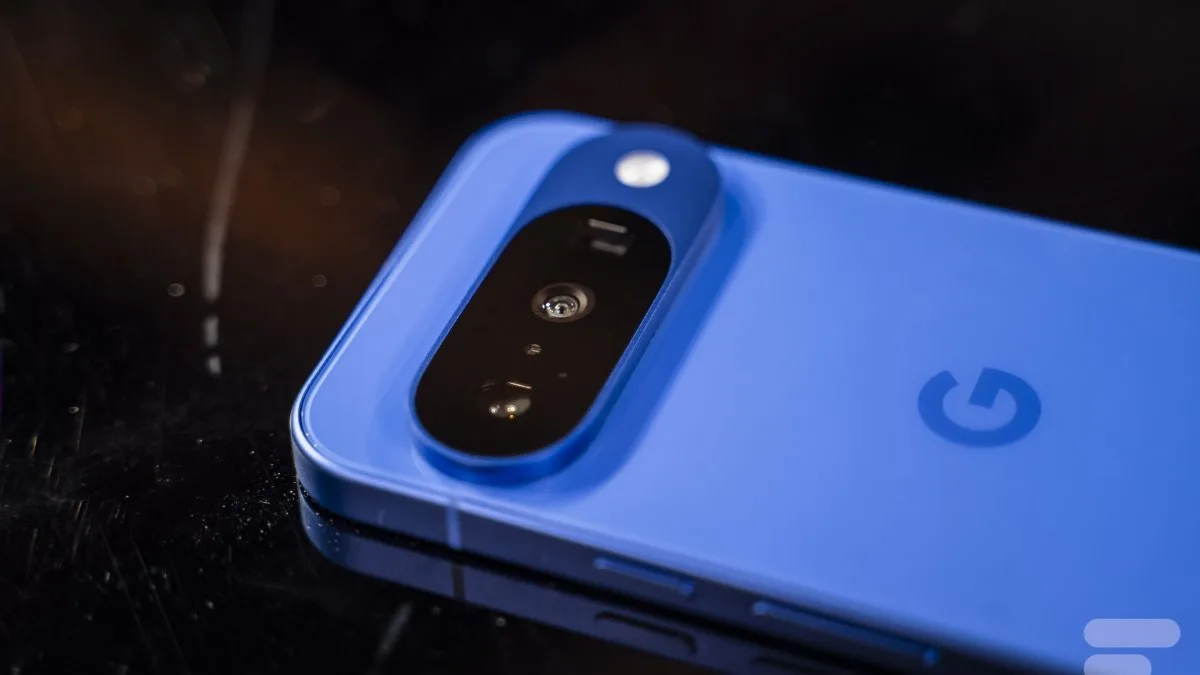 BARRE PHOTO PLUS FINE, 30 HEURES D’AUTONOMIE : LE PIXEL 11 SE DÉVOILE AU TRAVERS DE NOUVEAUX VISUELS
