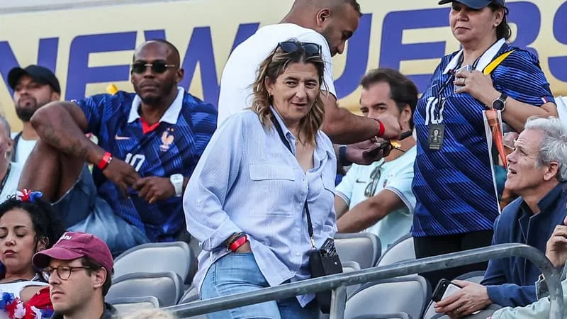 CAEN: LA MÈRE DE MBAPPÉ A INTERDIT LES PORTABLES AU CENTRE DE FORMATION, « UNE DÉCISION FORMIDABLE » SALUE MATHIEU BODMER