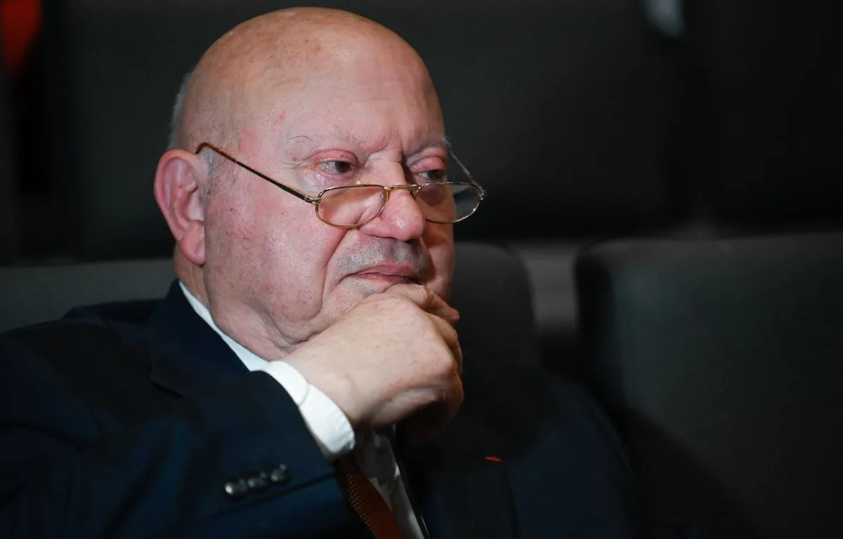 EDITH CRESSON, JUPPÉ, LANG… CINQ VIEILLES CITATIONS QUI ILLUSTRENT L’HUMOUR GRINÇANT D’ANDRÉ SANTINI