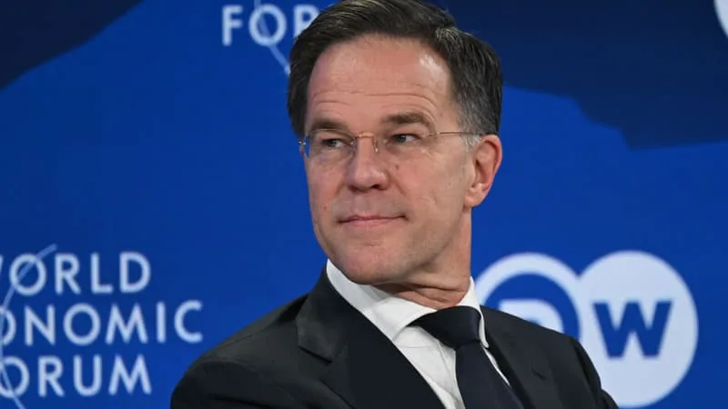 « 500 AVIONS AMÉRICAINS ONT DÉCOLLÉ DE BASES EN ITALIE »: POURQUOI LE PATRON DE L’OTAN AFFIRME QUE LES ÉTATS-UNIS ONT UTILISÉ DES BASES ITALIENNES POUR L’IRAN MALGRÉ LE DÉMENTI DE ROME (ET LA COLÈRE DE TRUMP)?