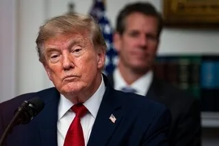 DROITS DE DOUANE : « ÇA SUFFIT ! » LANCE DONALD TRUMP AU CANADA APRÈS SES MESURES DE RÉTORSION