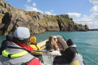 DEUX SORTIES NATURE SUR LE LITTORAL DE LA CÔTE D’ÉMERAUDE POUR SE SENSIBILISER À LA BIODIVERSITÉ MARINE