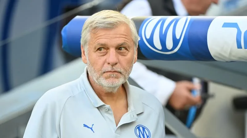 OM-ATLÉTICO: « JE SERAI TOUJOURS DERRIÈRE LUI », GENESIO PREND LA DÉFENSE DE BALERDI, CONSPUÉ PAR LE VÉLODROME APRÈS SES DEUX ERREURS