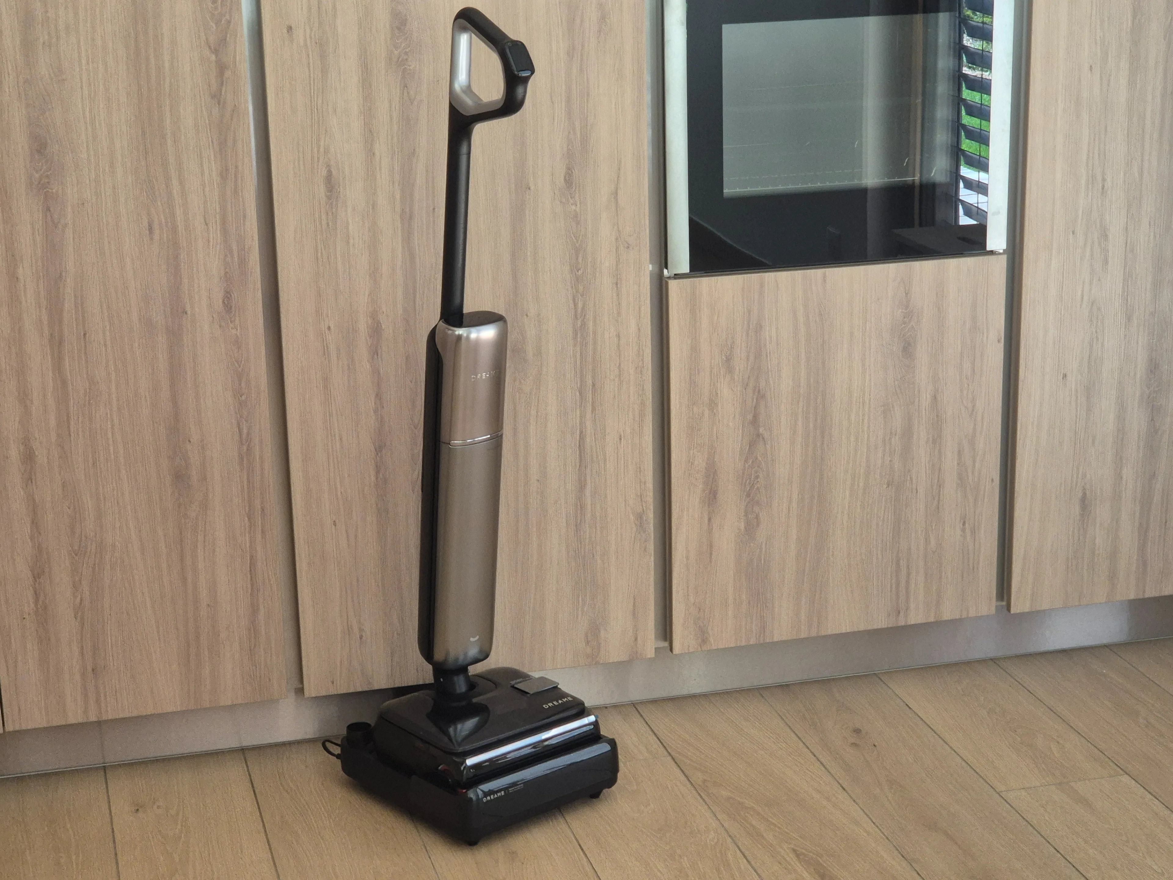 TEST DREAME T16 PRO HEAT : BOUILLANT SUR LE PAPIER, PLUS TIÈDE SUR LES TACHES TENACES