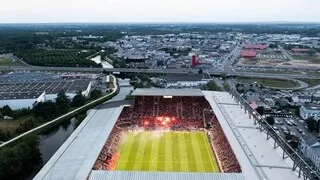 VENTE DU ROAZHON PARK AUX PINAULT OU NOUVELLE ENCEINTE ? POURQUOI LE SUJET DU STADE REFAIT BEAUCOUP PARLER